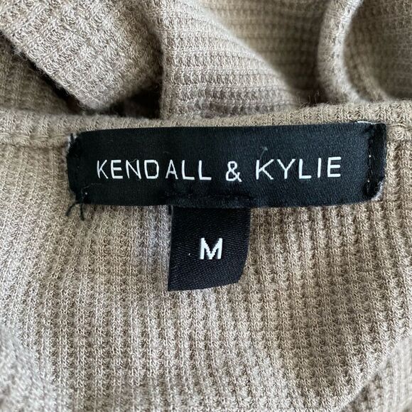 Kendall Kylie V-Neck Grey Ribbed Halter Tank Top Sleeveless Size Medium - Picture 3 of 7